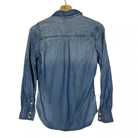 Mossimo Blue Chambray Long Sleeve Button Down S - Picture 2 of 3